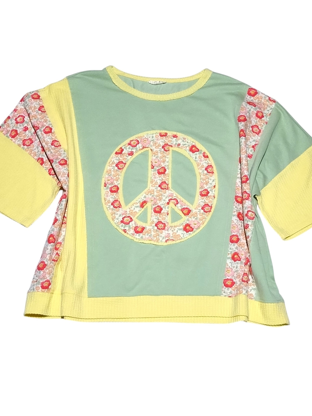 WOMEN'S (SIZE S) EASEL OVERSIZED PEACE SHIRT